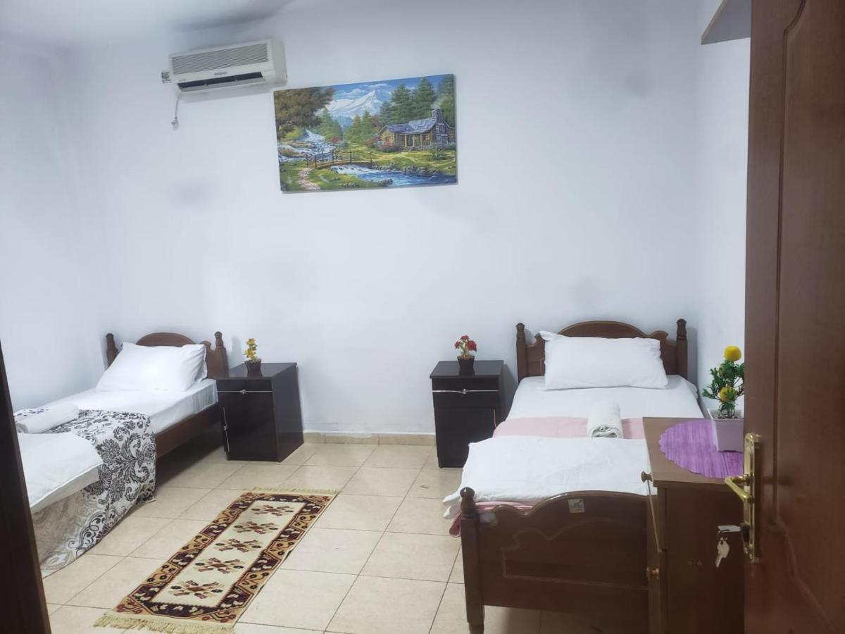 Hostel Split Rock Tiranë Eksteriør bilde