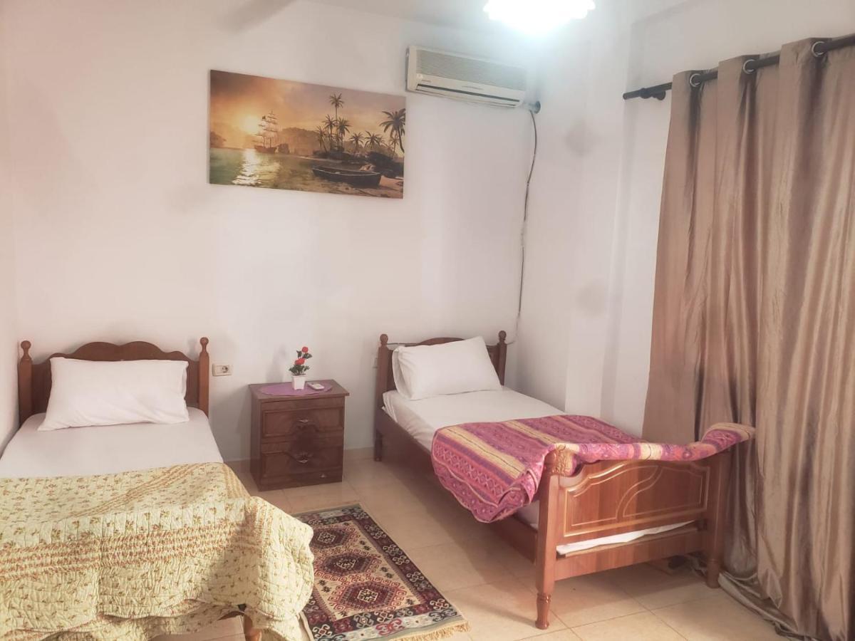 Hostel Split Rock Tiranë Eksteriør bilde