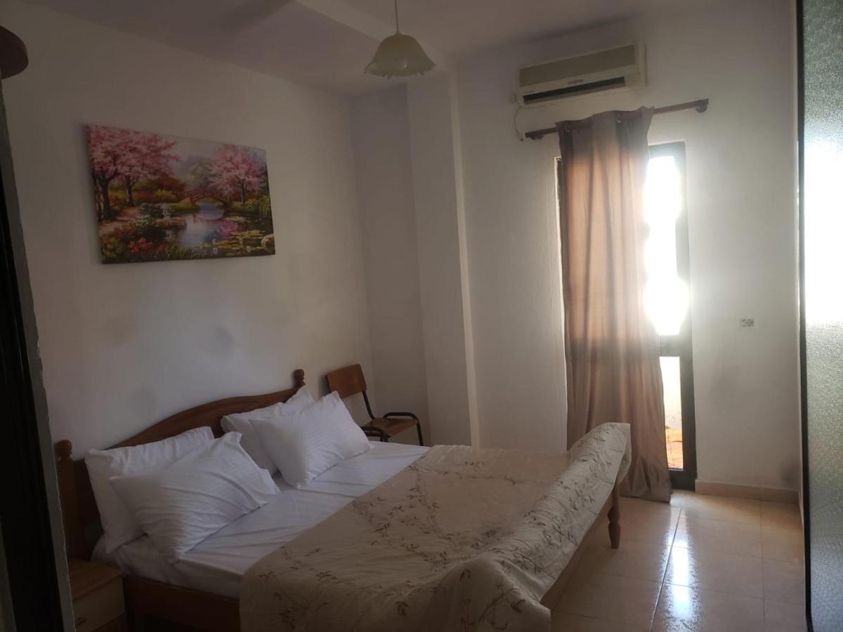 Hostel Split Rock Tiranë Eksteriør bilde