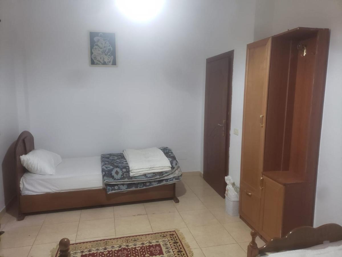 Hostel Split Rock Tiranë Eksteriør bilde