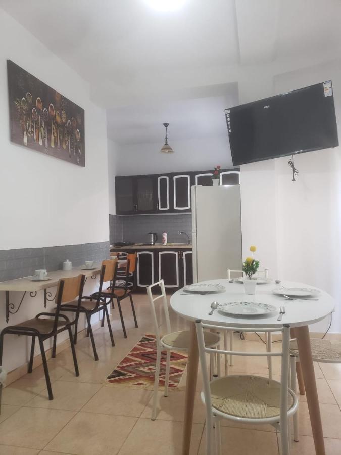 Hostel Split Rock Tiranë Eksteriør bilde