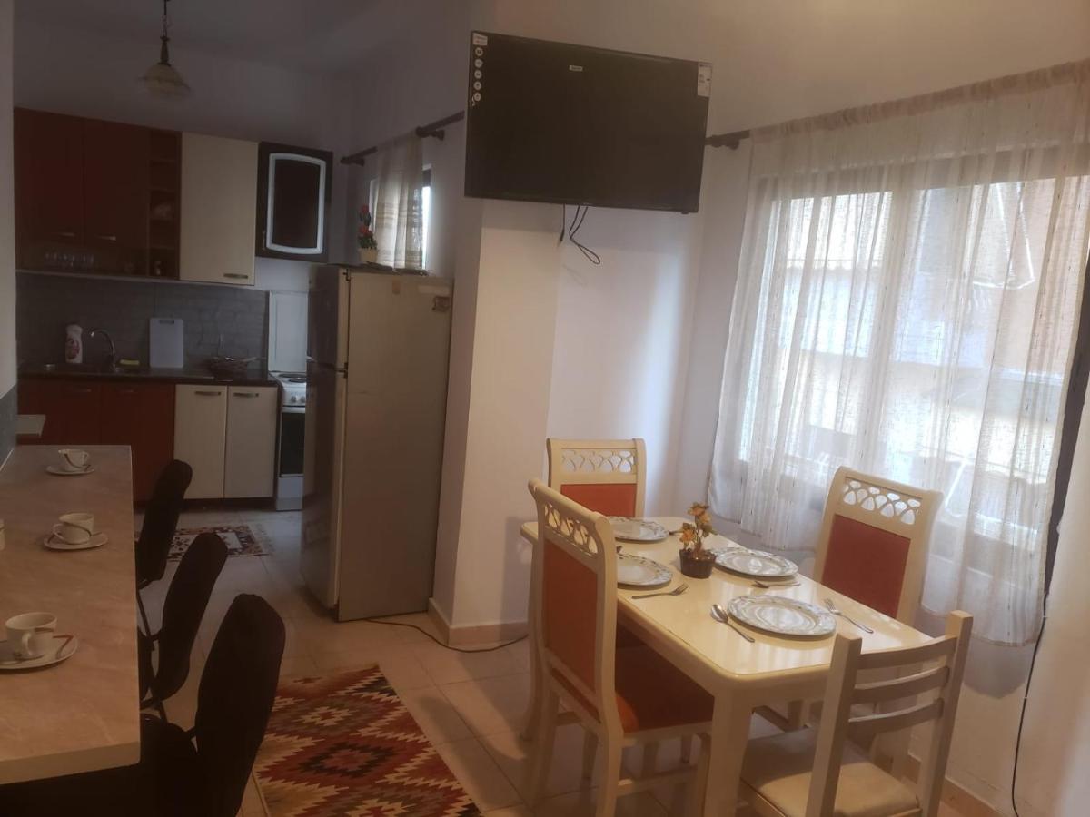 Hostel Split Rock Tiranë Eksteriør bilde