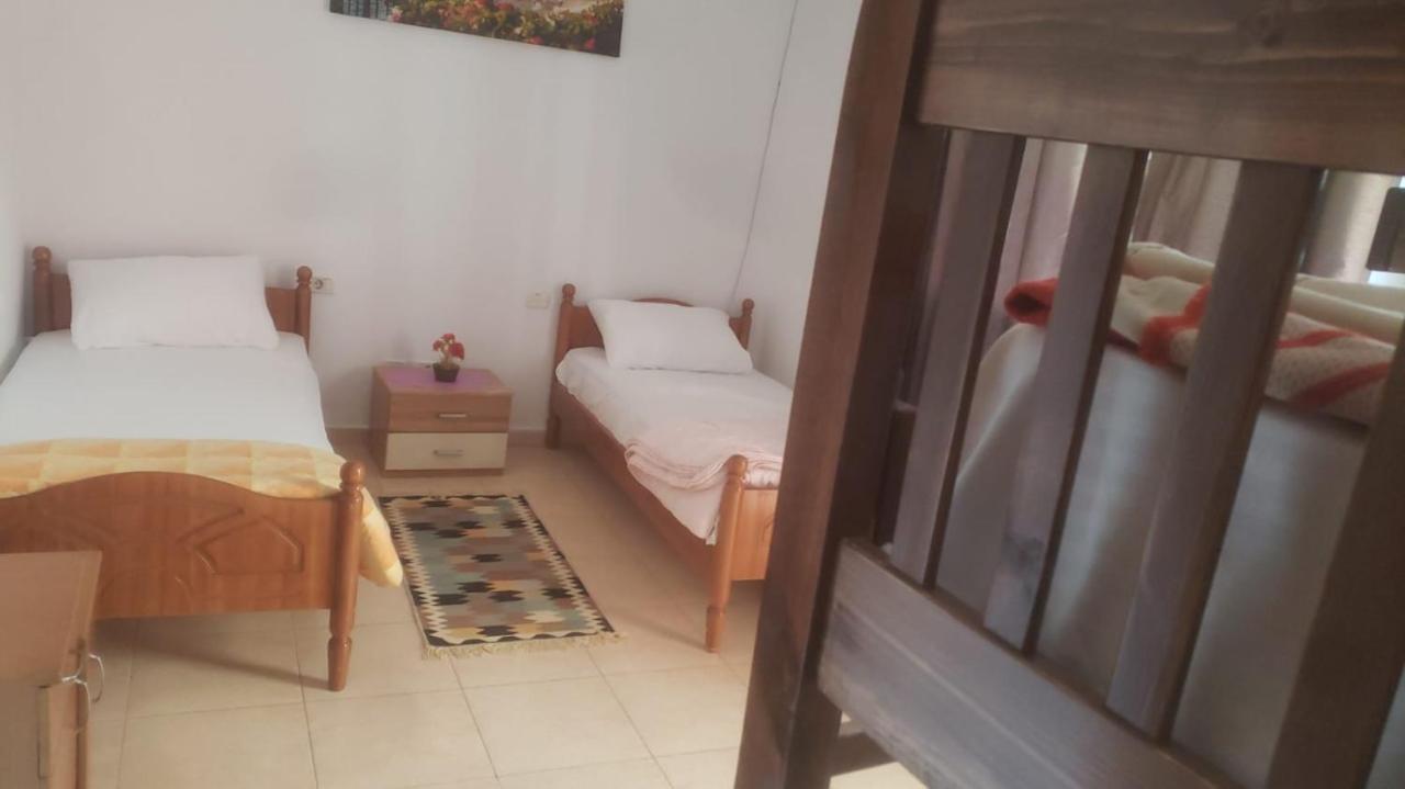 Hostel Split Rock Tiranë Eksteriør bilde